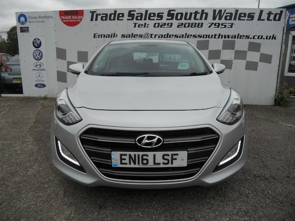 Used Hyundai i30 2016 for sale - 75639859: Photo 2