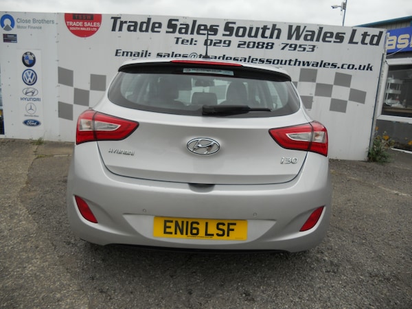 Used Hyundai i30 2016 for sale - 75639859: Photo 4