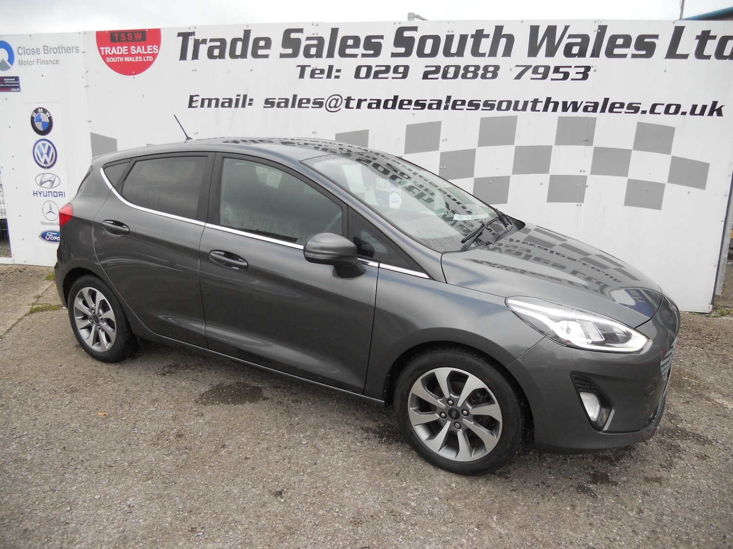 Used Ford Fiesta 2017 for sale - 76195869: Photo 1