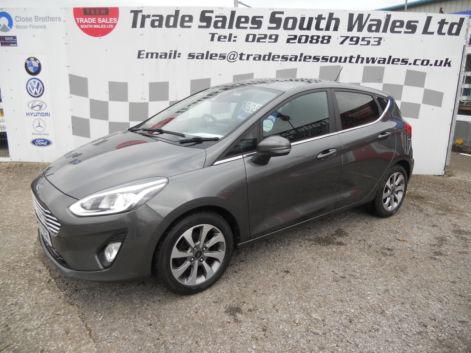 Used Ford Fiesta 2017 for sale - 76195869: Photo 3