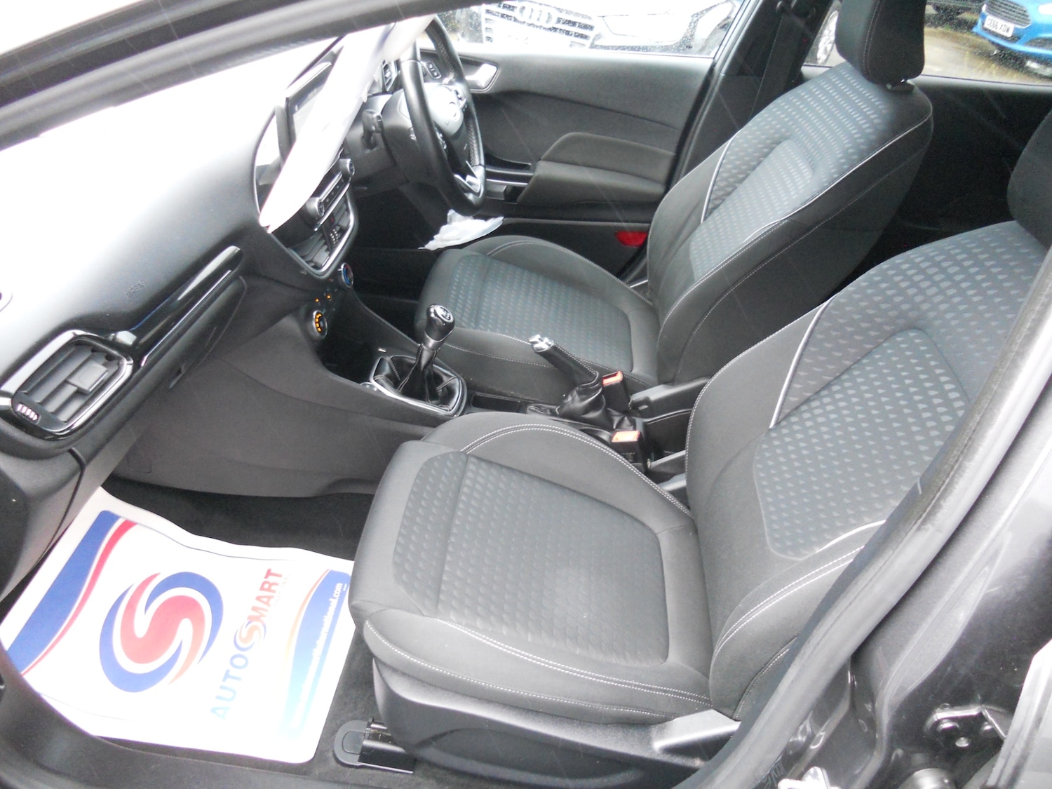 Used Ford Fiesta 2017 for sale - 76195869: Photo 6