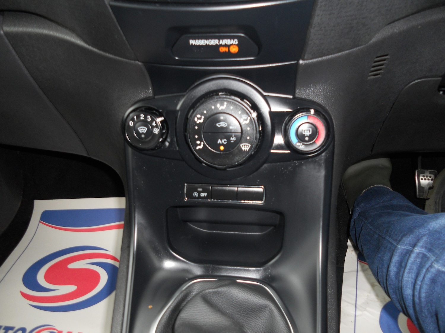 Used Ford Fiesta 2017 for sale - 77350618: Photo 21