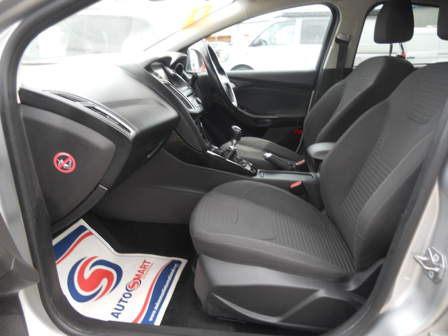 2015 15 FORD FOCUS