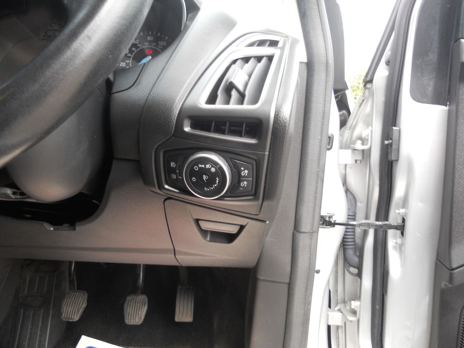 2015 15 FORD FOCUS