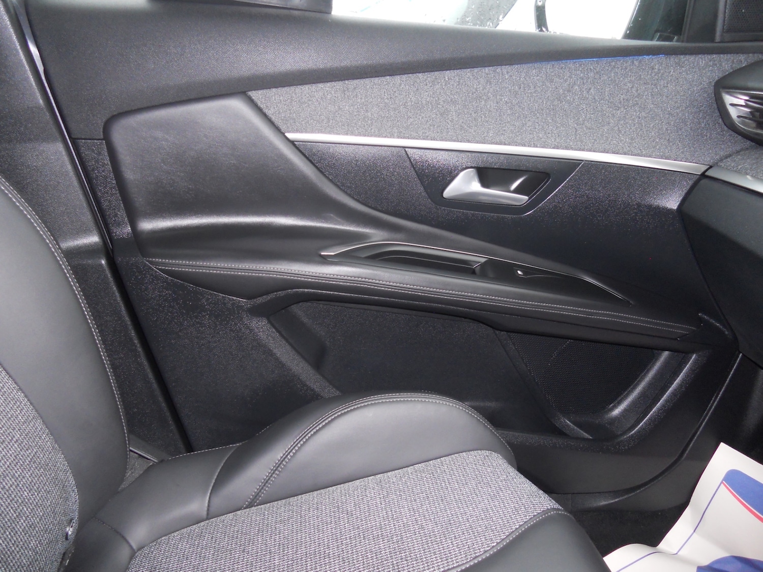 Used Peugeot 3008 2018 for sale - 75441697: Photo 14