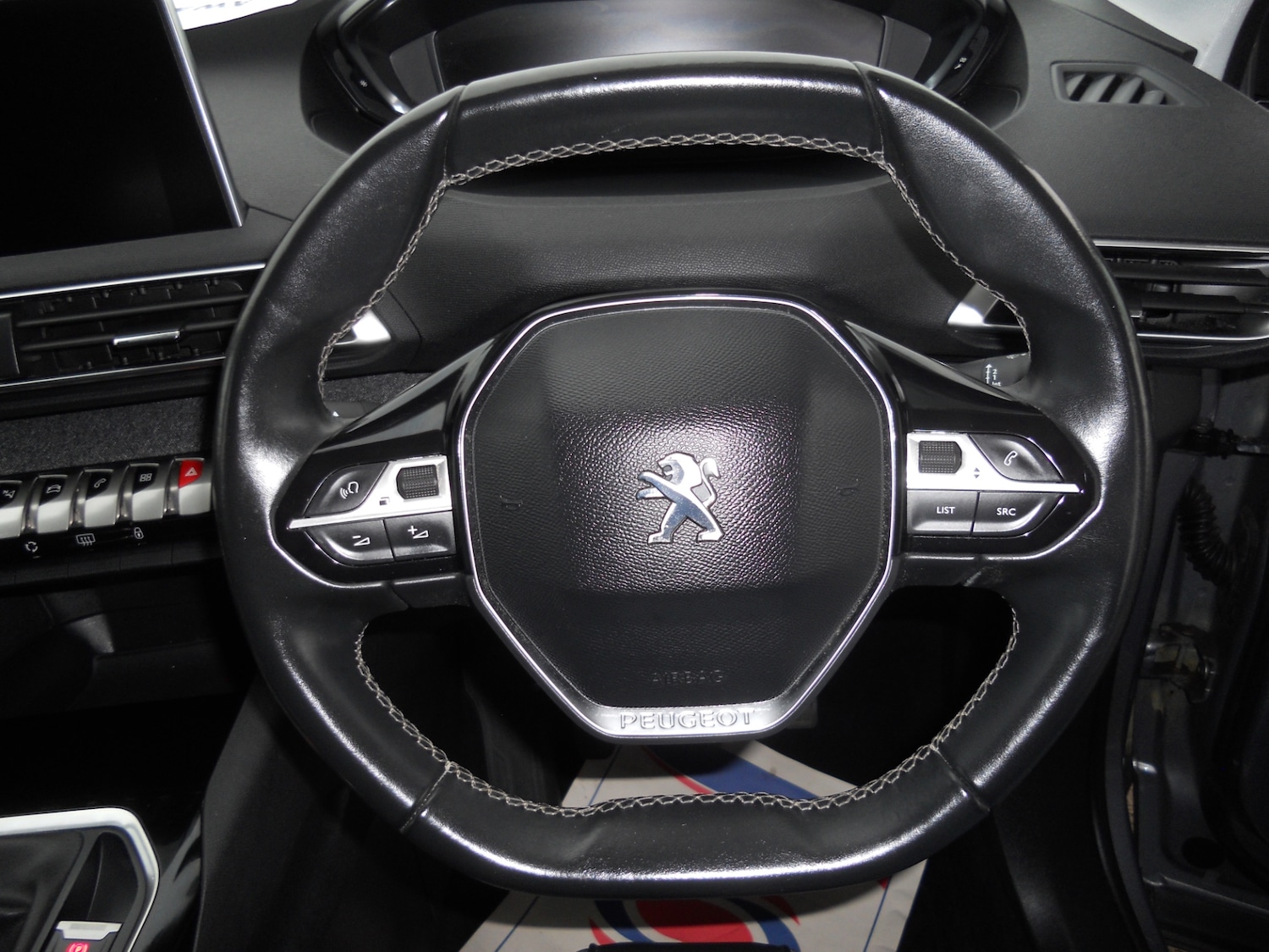 Used Peugeot 3008 2018 for sale - 75441697: Photo 21