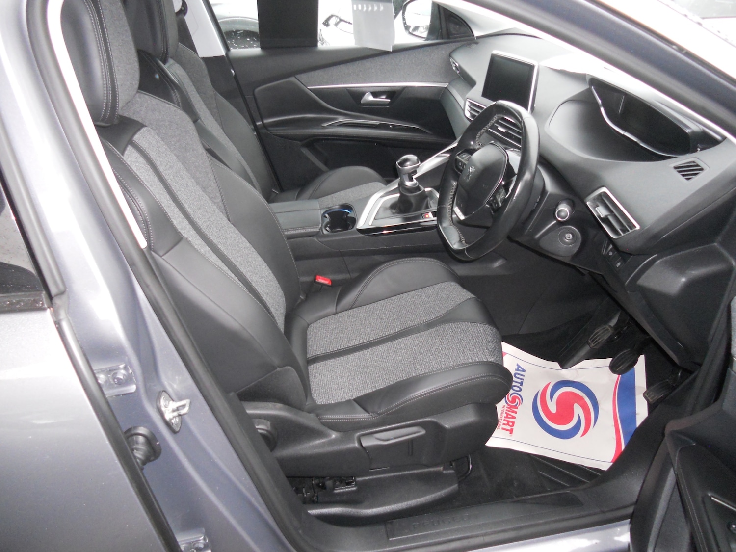 Used Peugeot 3008 2018 for sale - 75441697: Photo 5