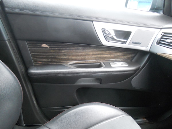 Used Jaguar XF 2015 for sale - 76143286: Photo 14