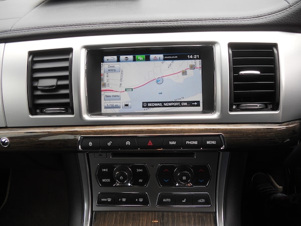 Used Jaguar XF 2015 for sale - 76143286: Photo 17