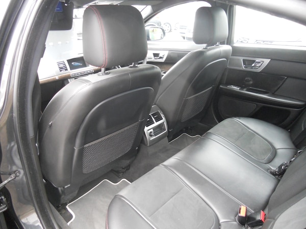 Used Jaguar XF 2015 for sale - 76143286: Photo 9