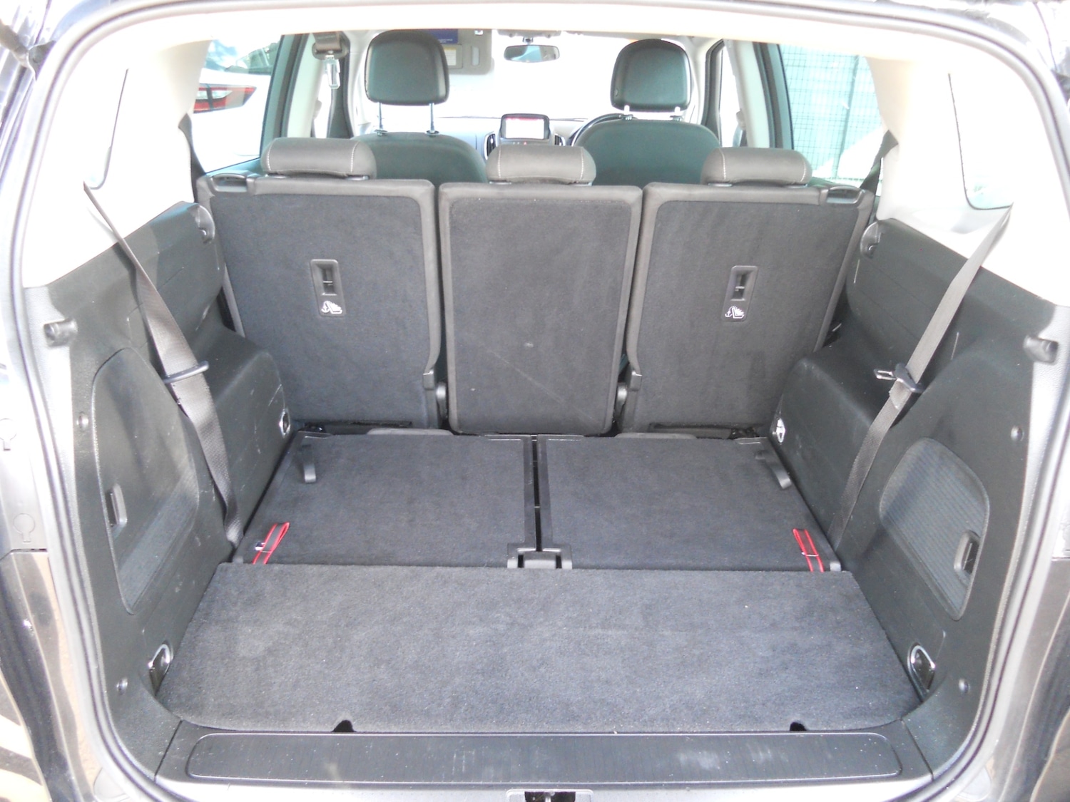 Used Vauxhall Zafira 2016 for sale - 75904135: Photo 24