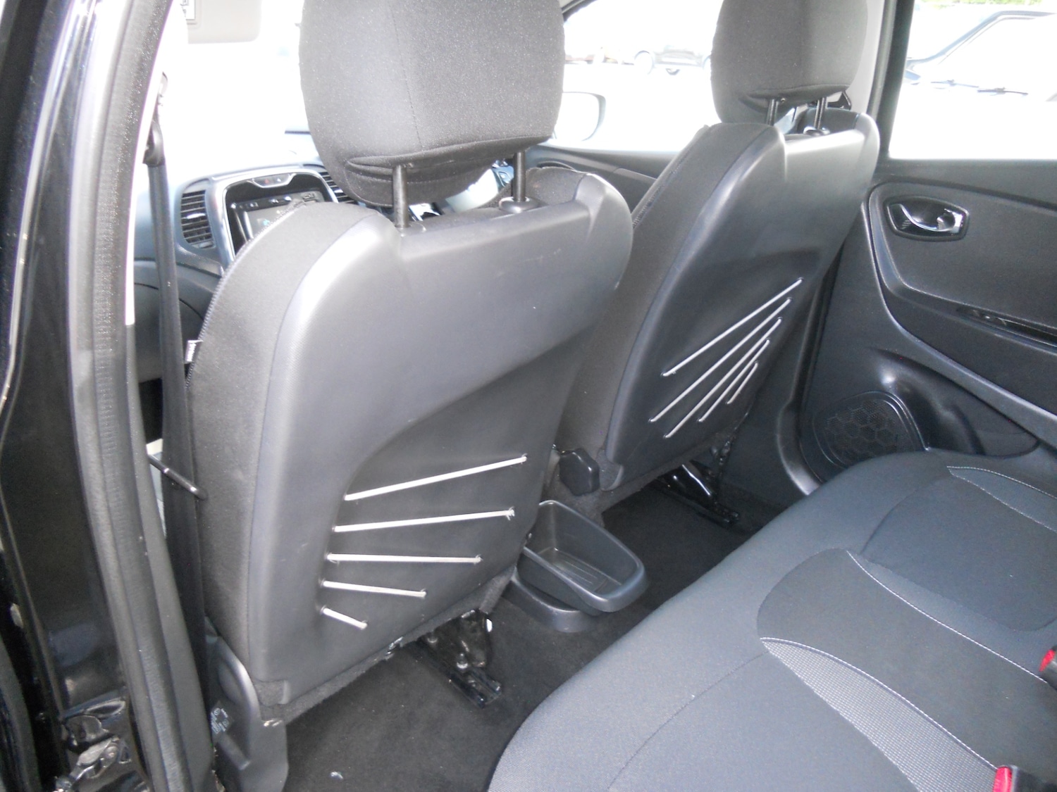 Used Renault Captur 2015 for sale - 75394337: Photo 10