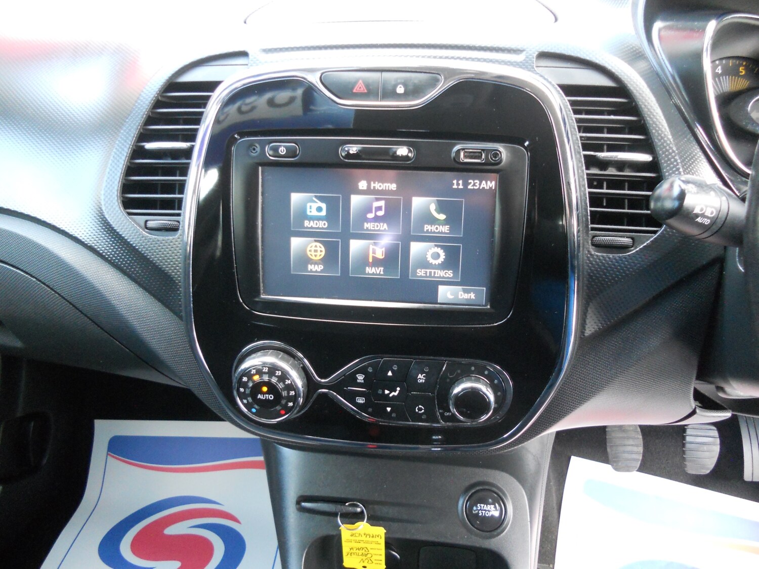 Used Renault Captur 2015 for sale - 75394337: Photo 19