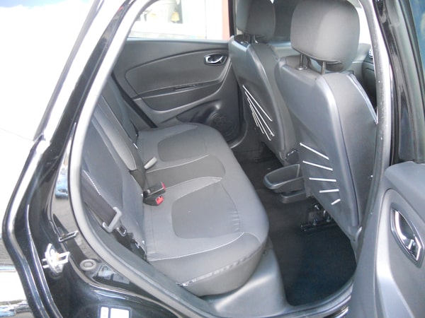 Used Renault Captur 2015 for sale - 75394337: Photo 8
