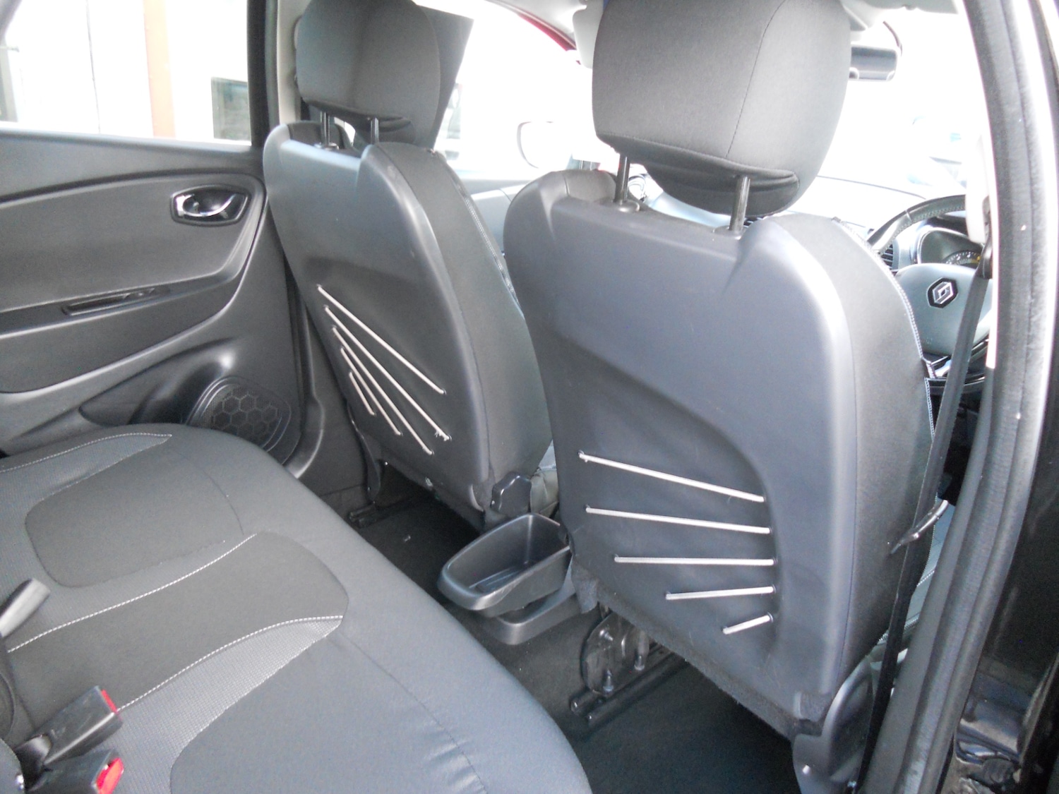 Used Renault Captur 2015 for sale - 75394337: Photo 9