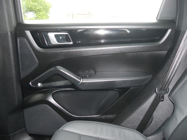 Used Porsche Cayenne 2021 for sale - 74218543: Photo 16