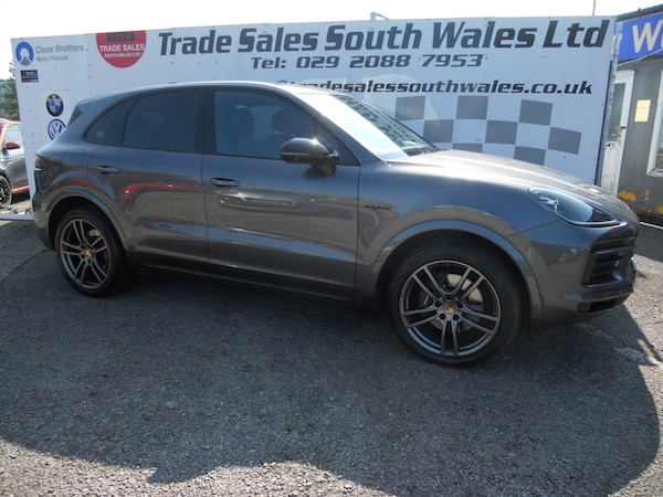 Used Porsche Cayenne 2021 for sale - 74218543: Photo 1