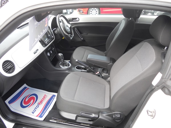 Used Volkswagen Beetle 2024 for sale - 73791600: Photo 6