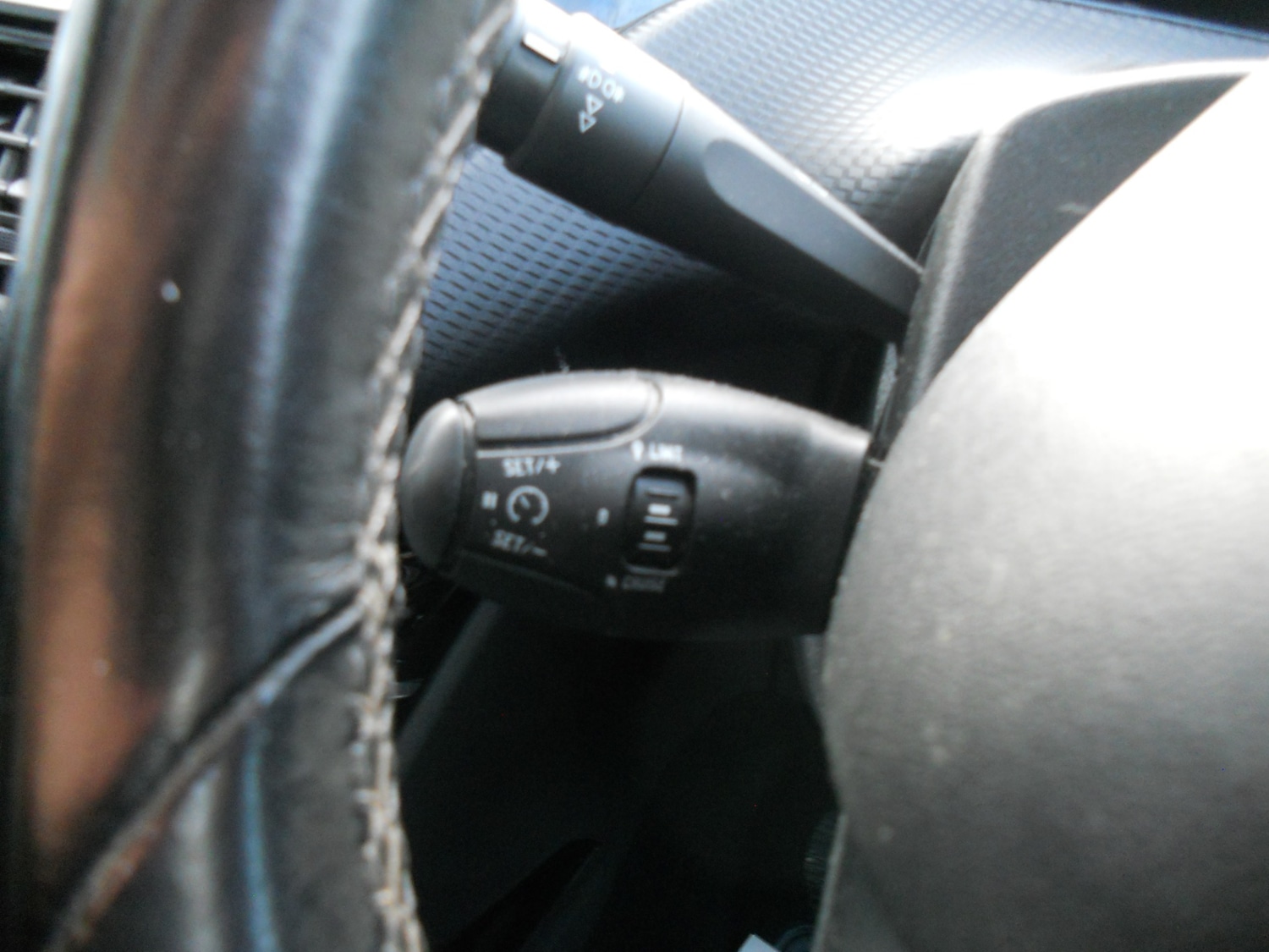 Used Peugeot 2008 2018 for sale - 76958824: Photo 17