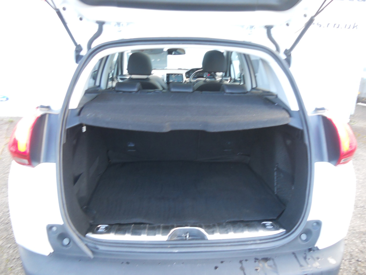 Used Peugeot 2008 2018 for sale - 76958824: Photo 25