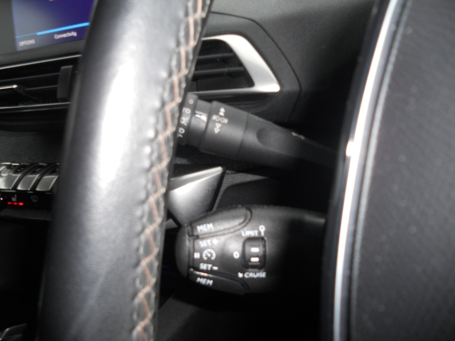 Used Peugeot 3008 2018 for sale - 77323553: Photo 37