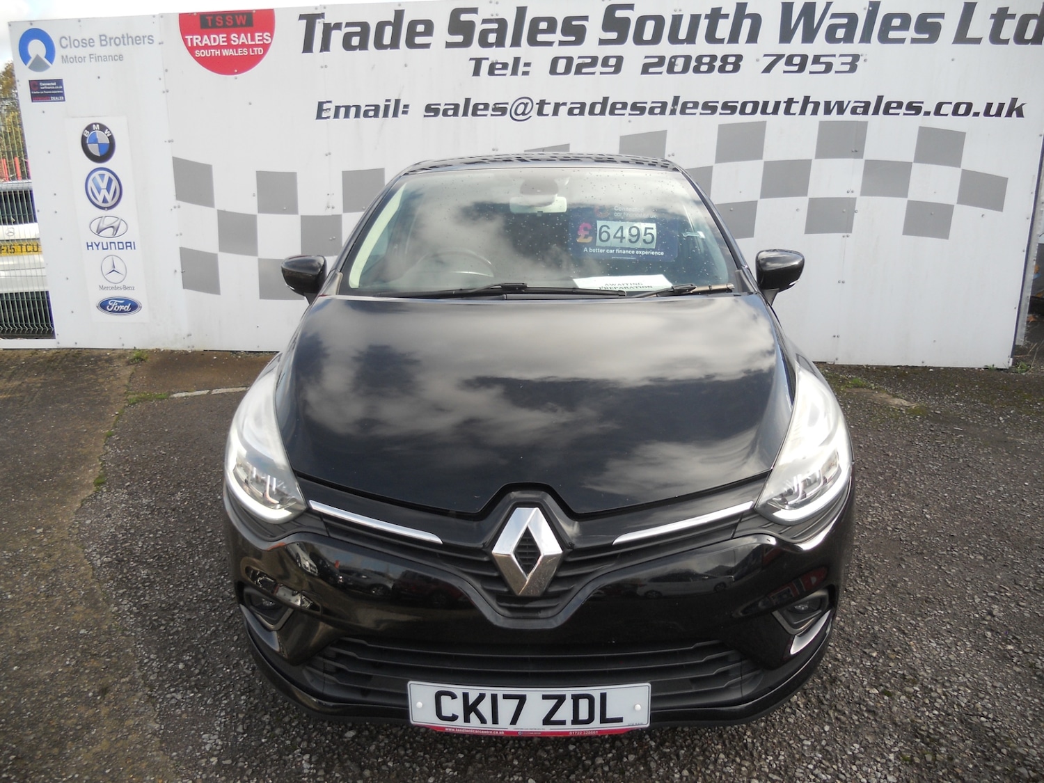 Used Renault Clio 2017 for sale - 76557067: Photo 2