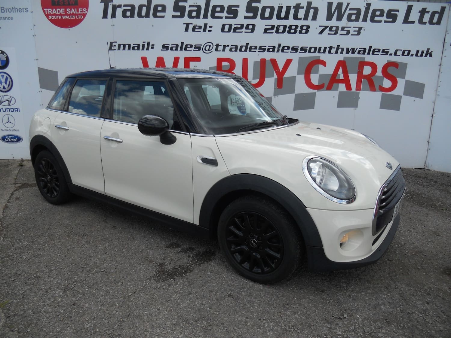 2015 MINI HATCH 1.5 Cooper 5dr