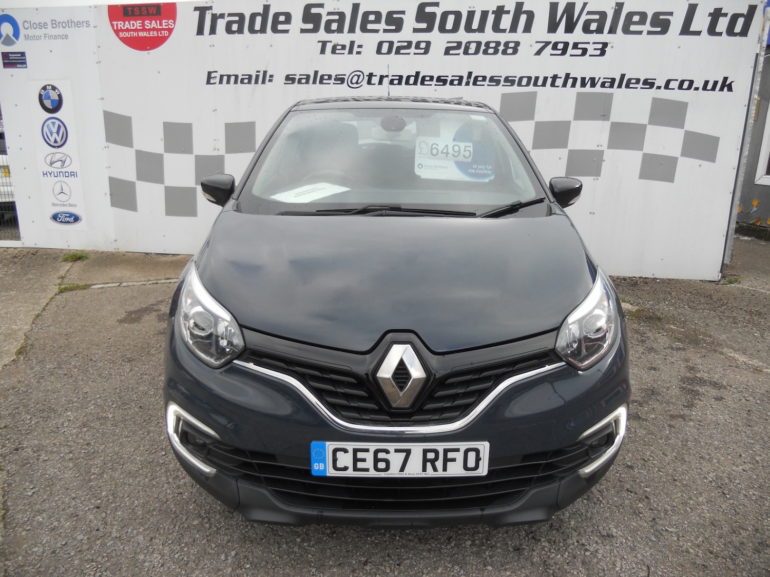 Used Renault Captur 2017 for sale - 76205581: Photo 2