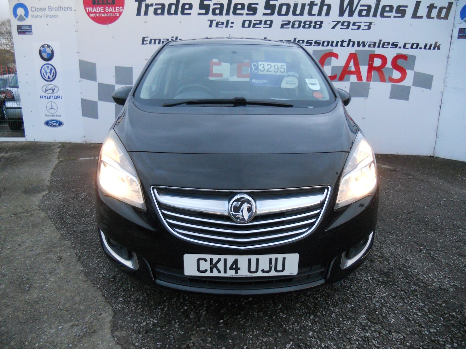 Used Vauxhall Meriva 2014 for sale - 77337913: Photo 2