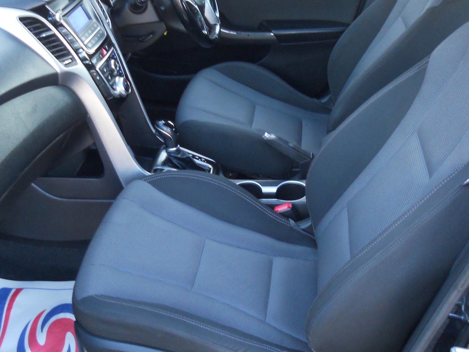 Used Hyundai i30 2015 for sale - 76464614: Photo 6