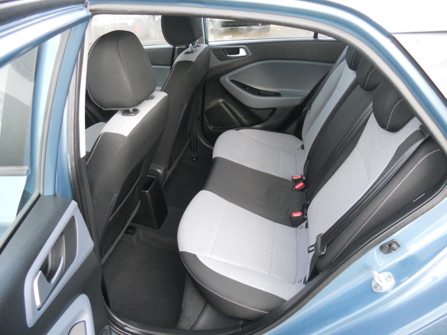 Used Hyundai i20 2015 for sale - 75919216: Photo 8