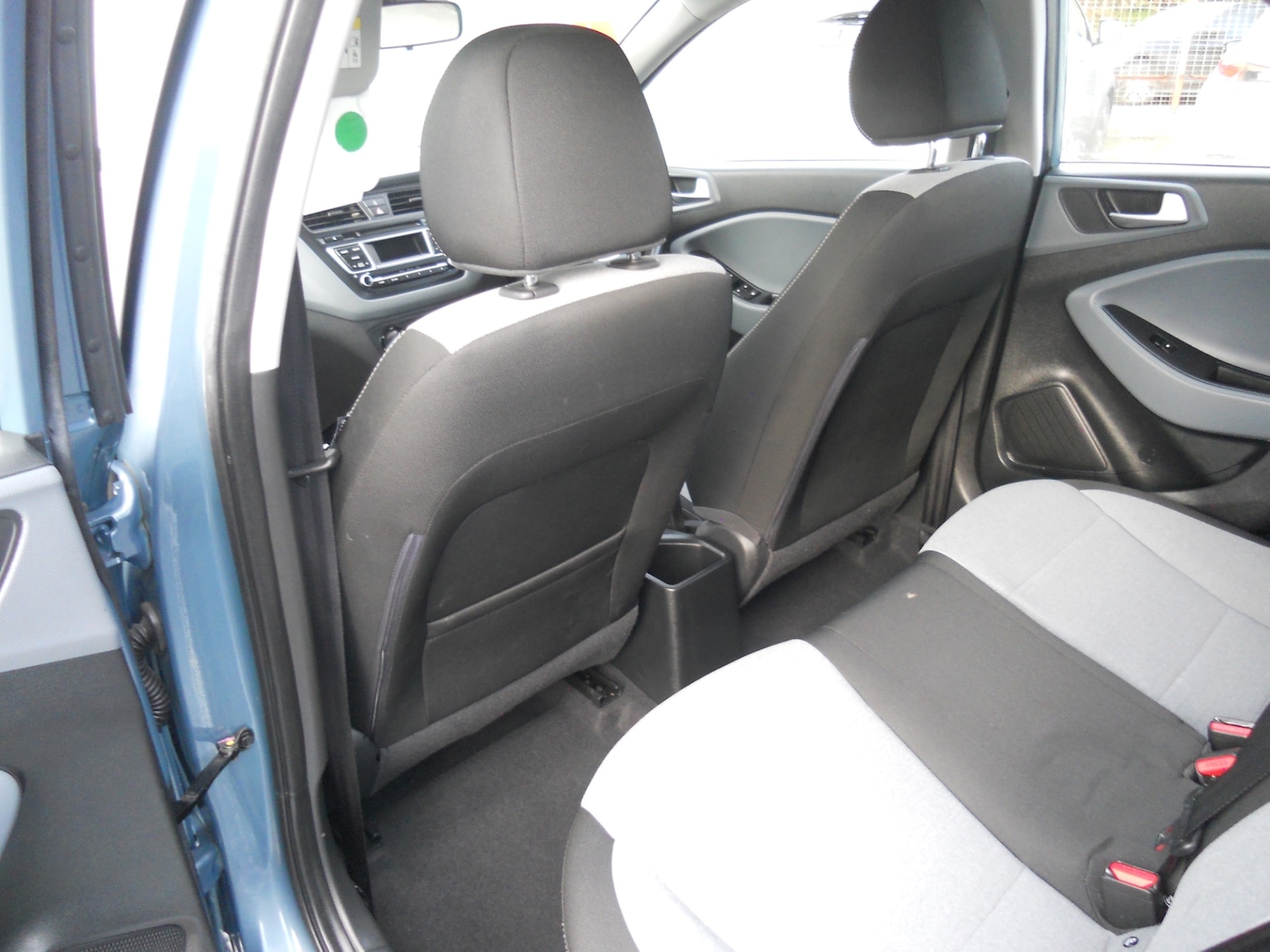 Used Hyundai i20 2015 for sale - 75919216: Photo 9