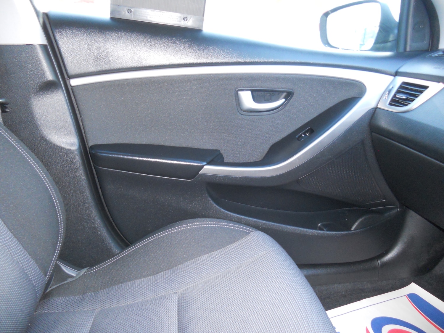 Used Hyundai i30 2015 for sale - 77113370: Photo 14