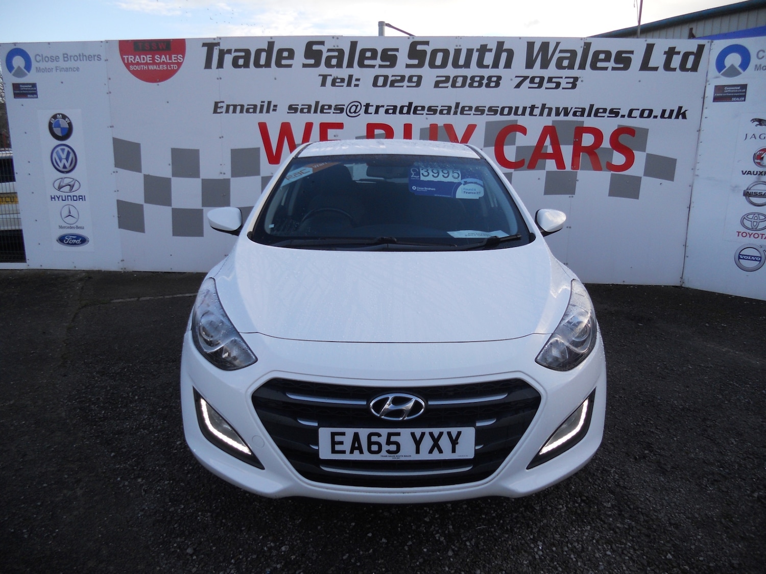 Used Hyundai i30 2015 for sale - 77113370: Photo 2