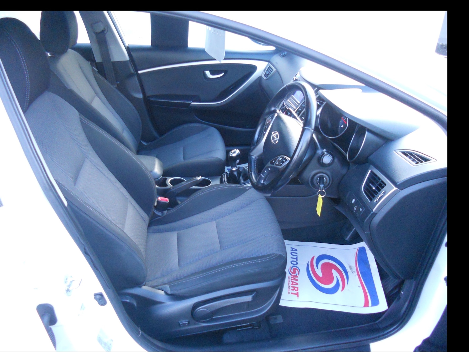 Used Hyundai i30 2015 for sale - 77113370: Photo 5