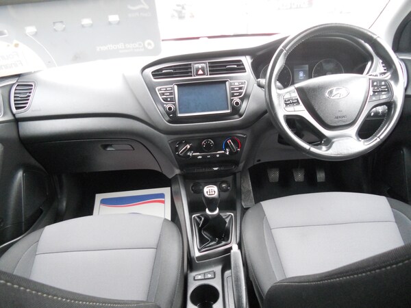 Used Hyundai i20 2018 for sale - 75557646: Photo 19