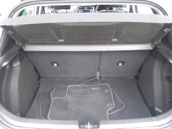 Used Hyundai i20 2018 for sale - 75557646: Photo 23