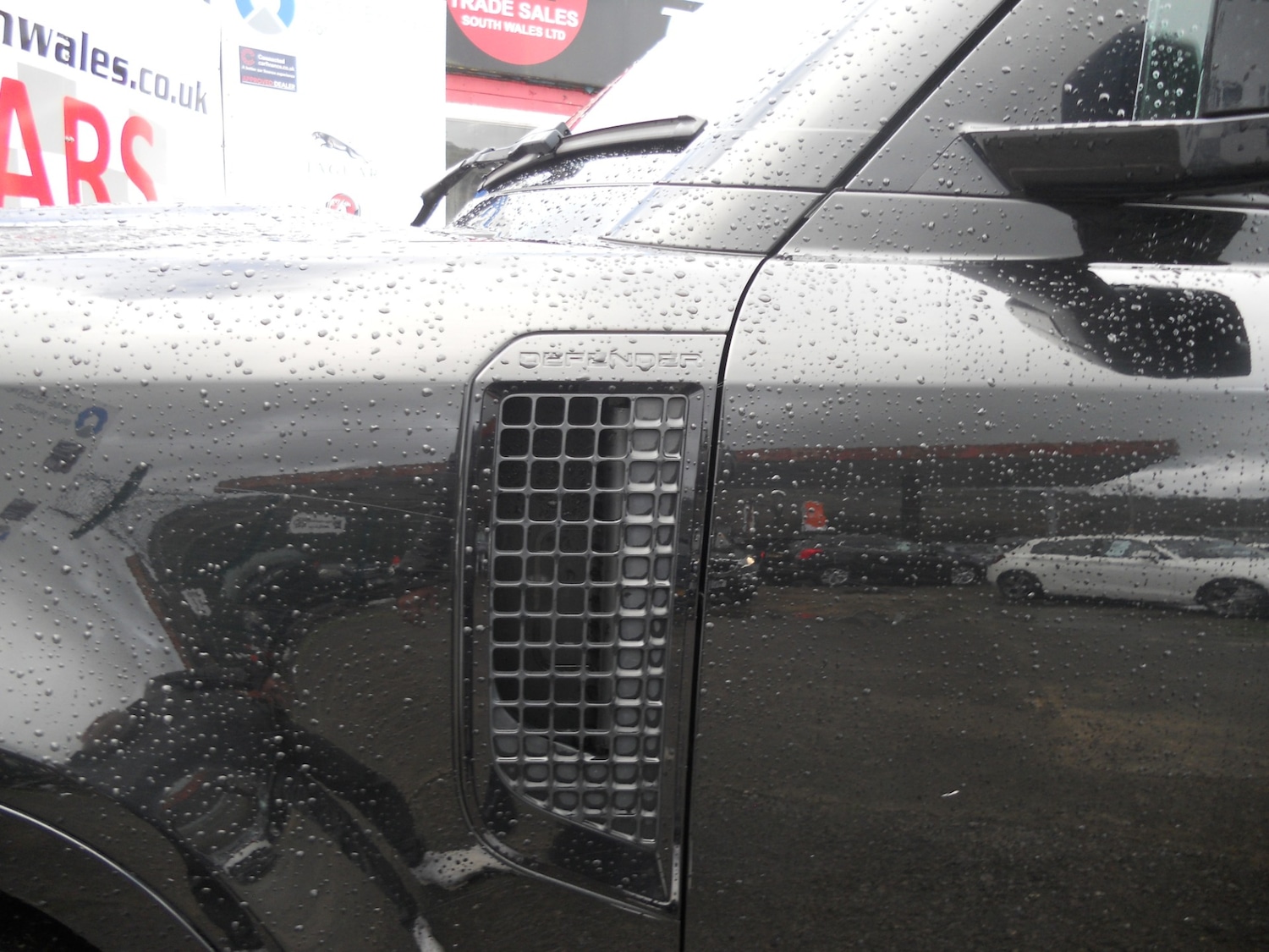 Used Land Rover Defender 2022 for sale - 77282982: Photo 26