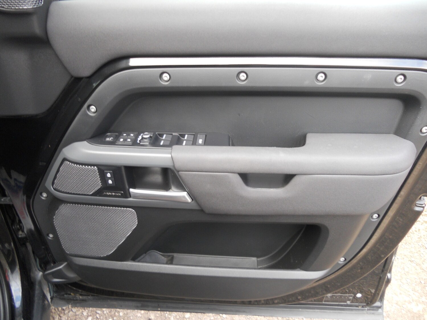 Used Land Rover Defender 2022 for sale - 77282982: Photo 33