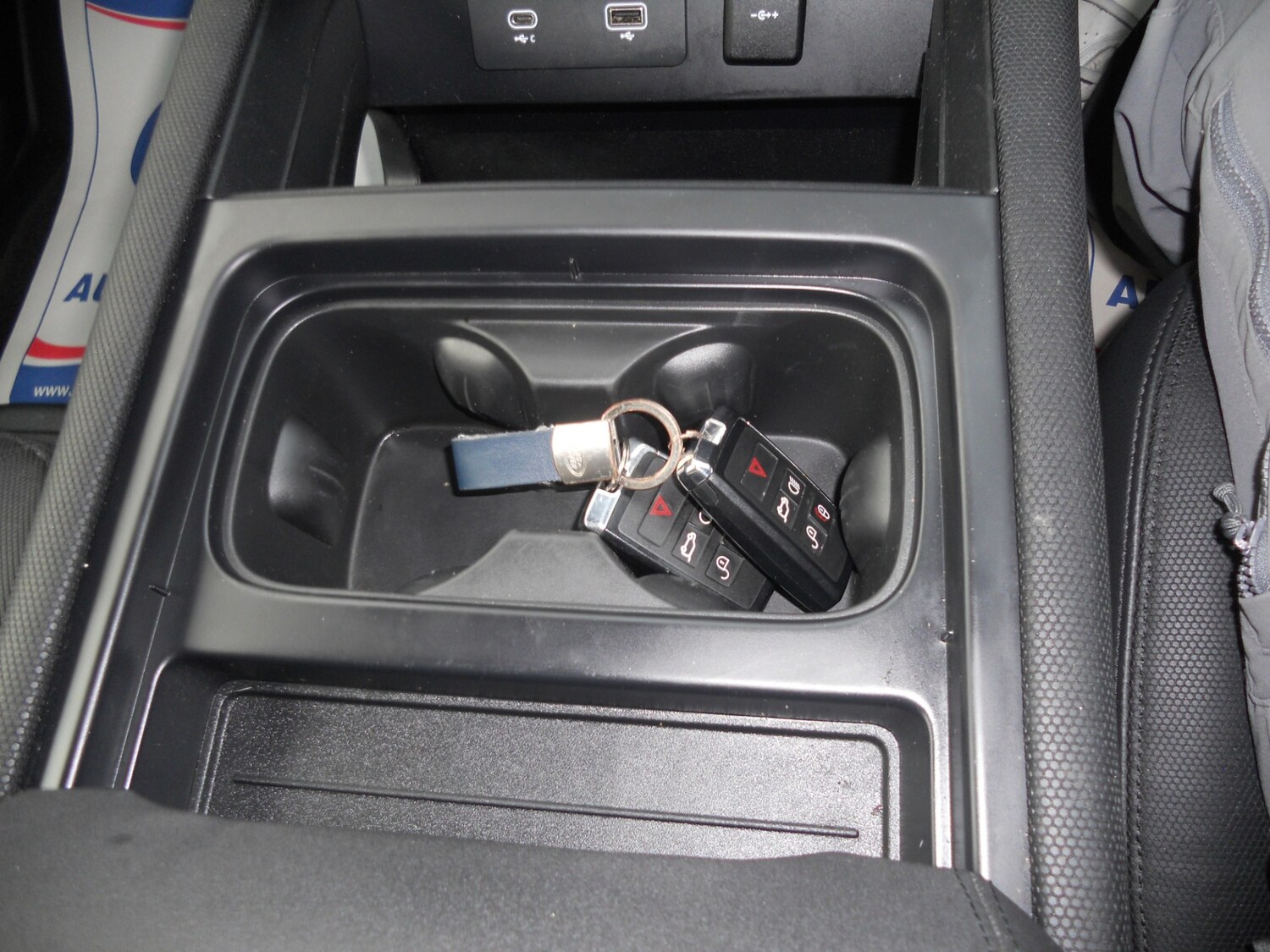 Used Land Rover Defender 2022 for sale - 77282982: Photo 40