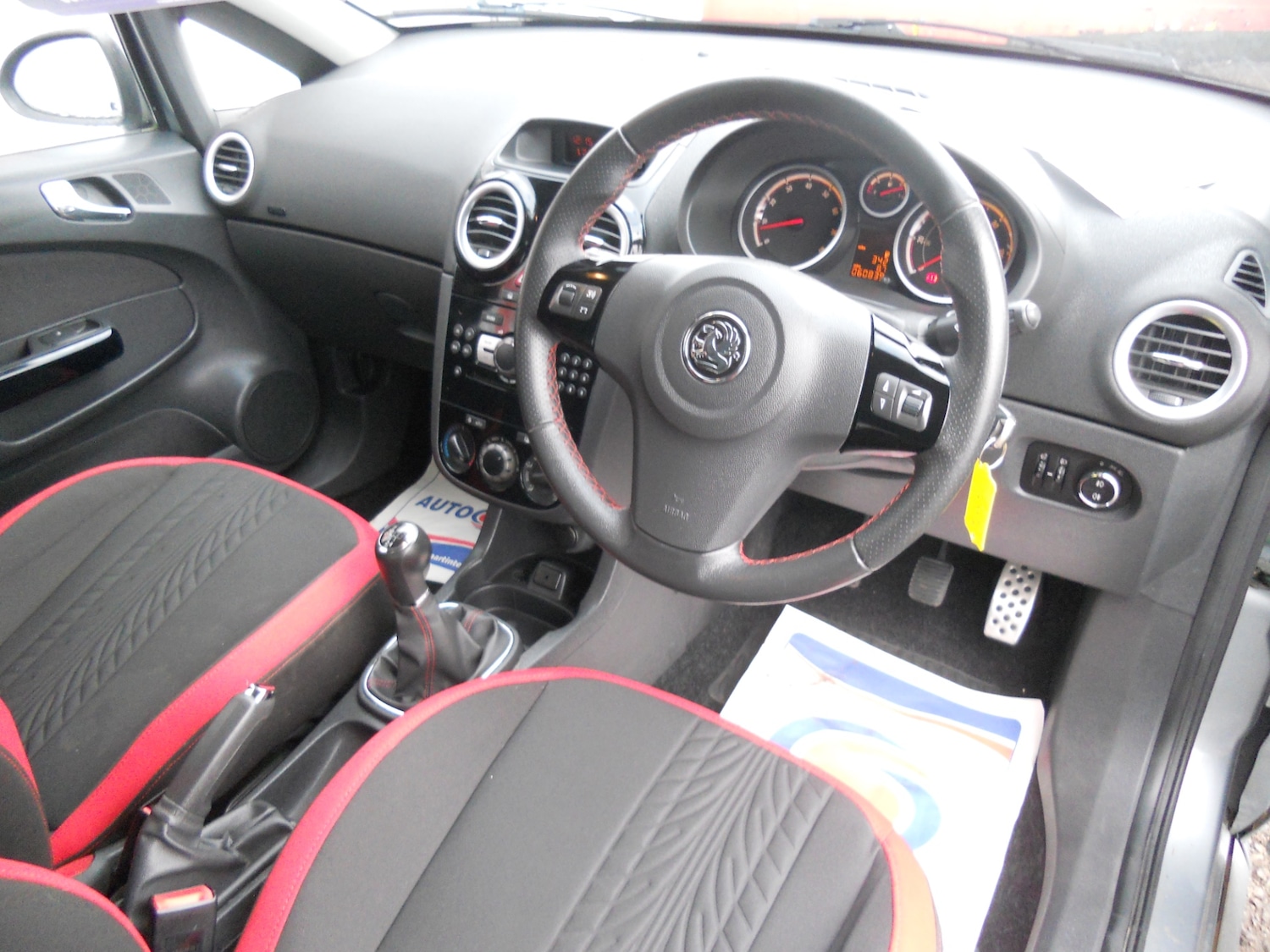 Used Vauxhall Corsa 2011 for sale - 77234010: Photo 23