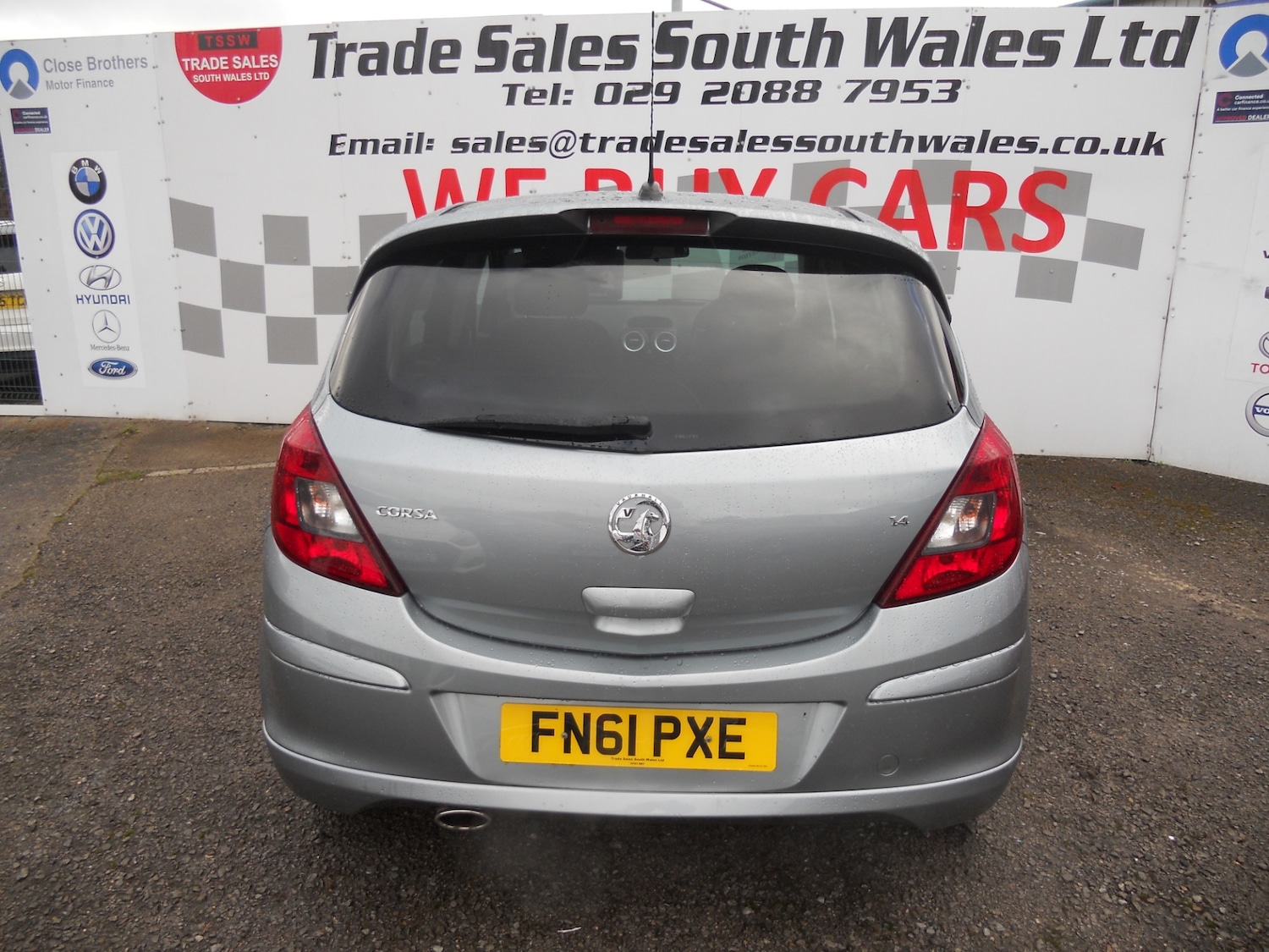 Used Vauxhall Corsa 2011 for sale - 77234010: Photo 4