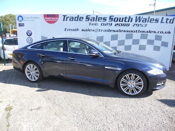 Used Jaguar XJ 2015 for sale - 75982082: Photo