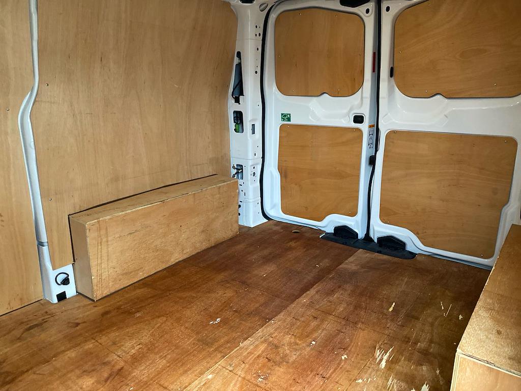 Used Volkswagen Transporter 2025 for sale - 76637818: Photo 12