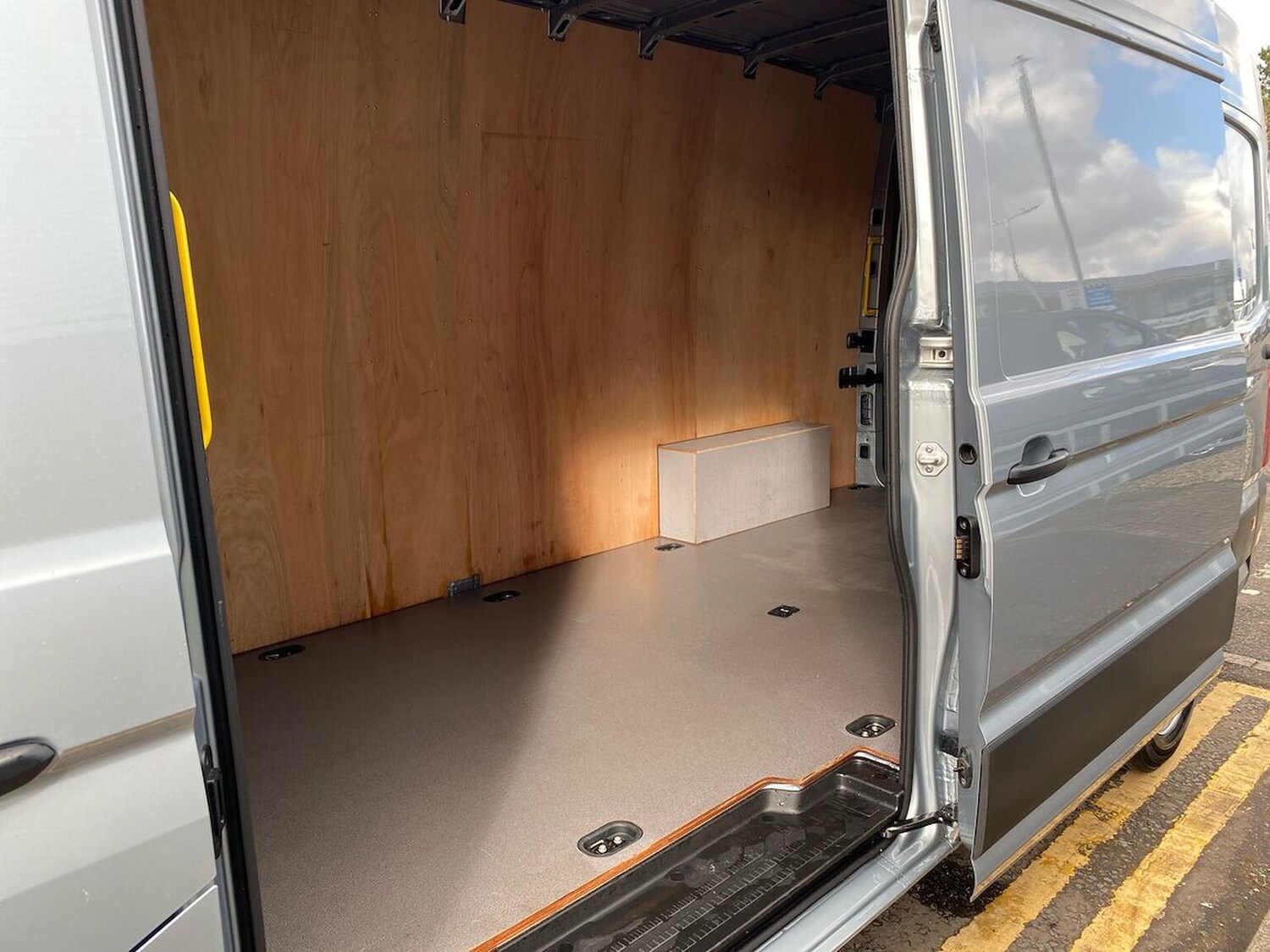 Used Volkswagen Crafter 2025 for sale - 78195408: Photo 12