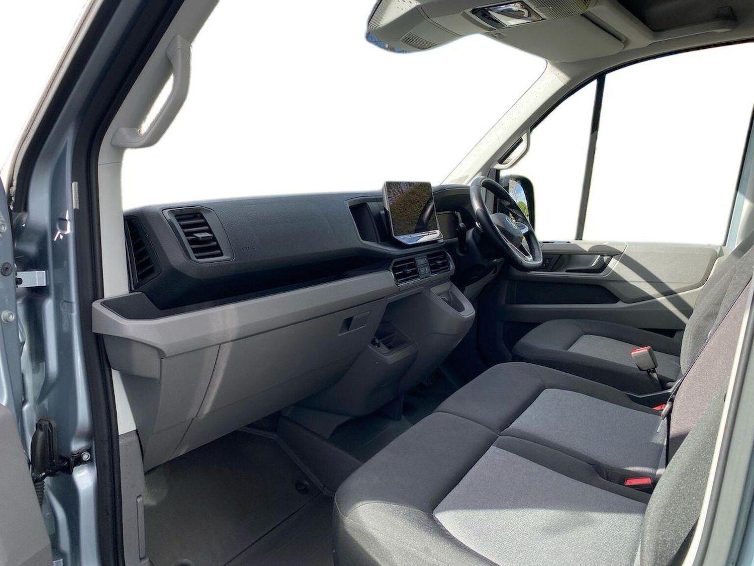 Used Volkswagen Crafter 2025 for sale - 78195408: Photo 2