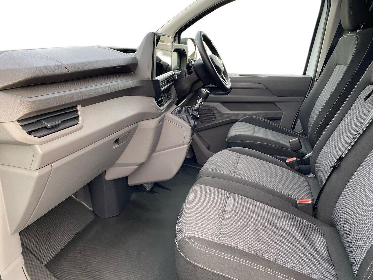 Used Volkswagen Transporter 2025 for sale - 76413952: Photo 2