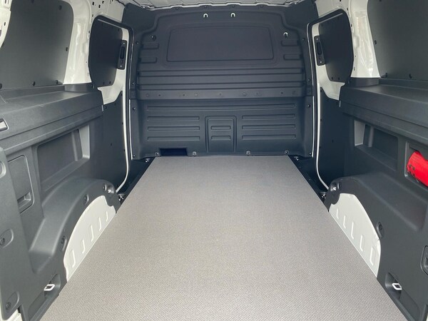 Used Volkswagen ID.Buzz 2024 for sale - 75497711: Photo 11