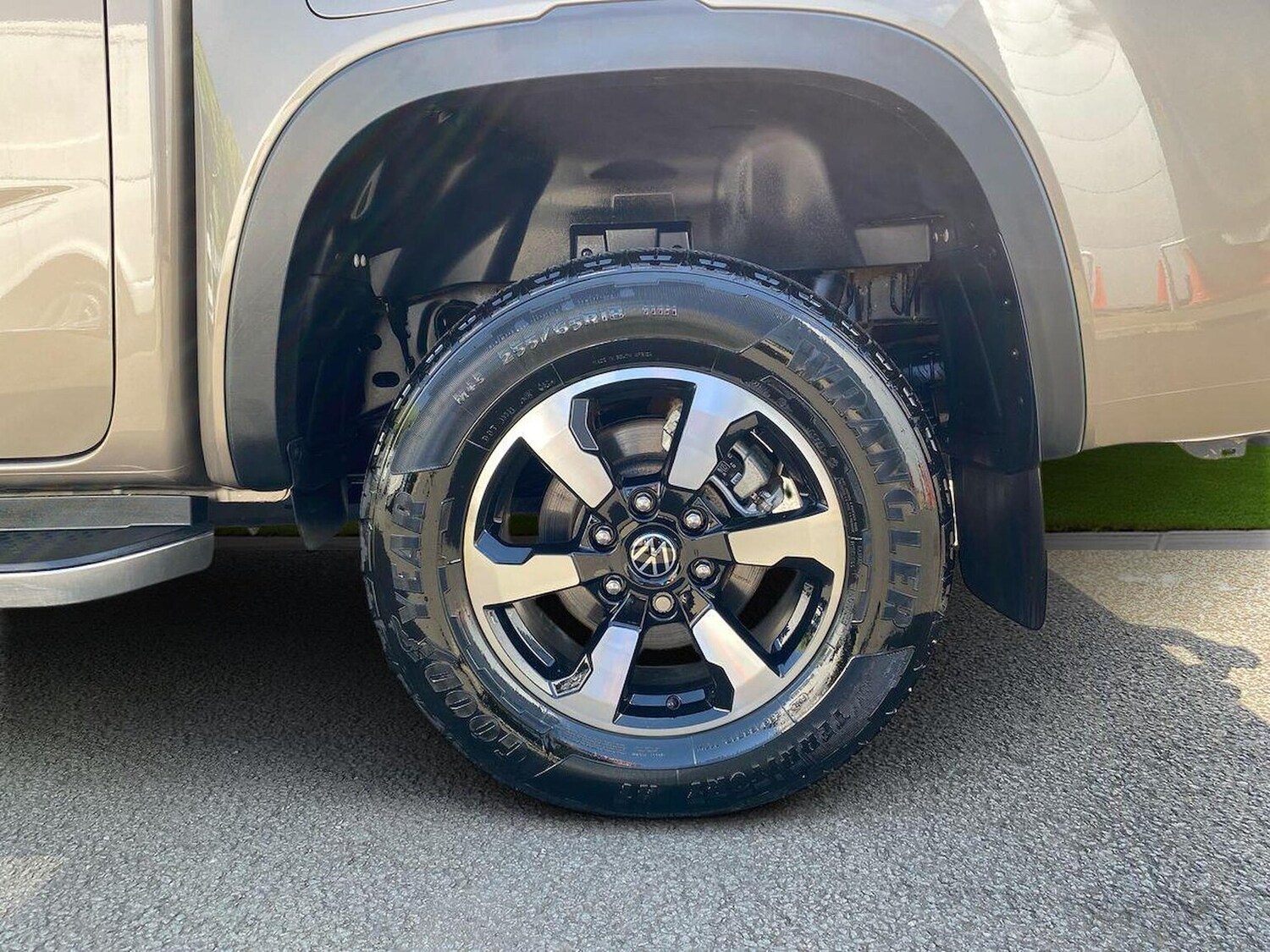 Vehicle 5