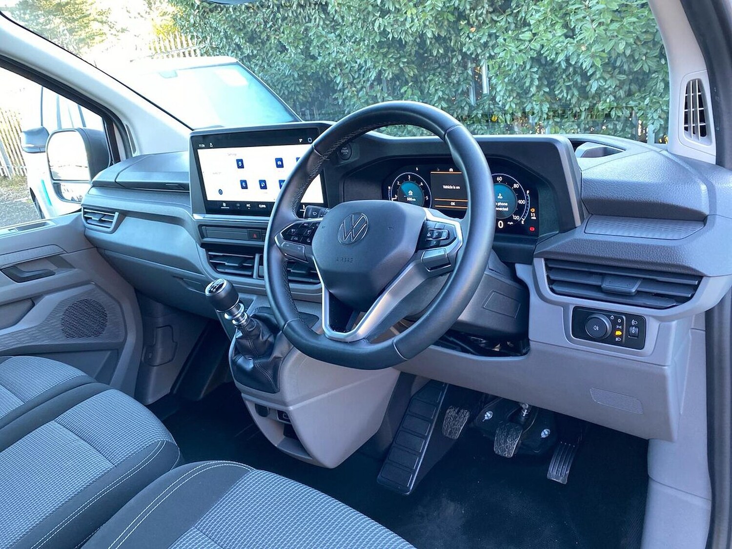 Used Volkswagen Transporter 2025 for sale - 76643549: Photo 14